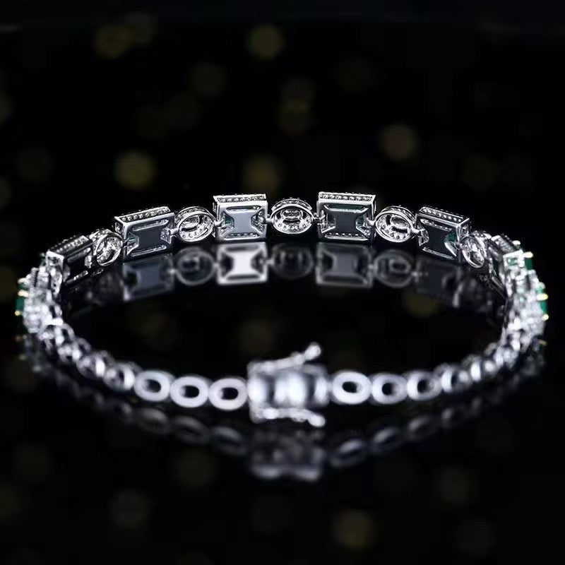 18k White Gold Emerald Gemstone Bracelet