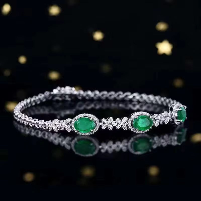 18k White Gold Emerald Gemstone Diamond Bracelet