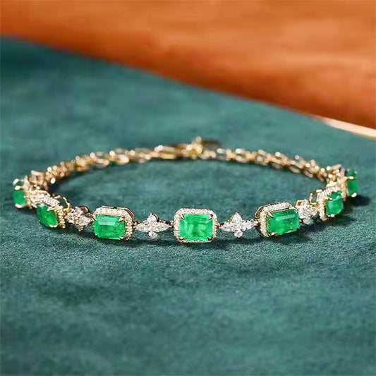 18k Yellow Gold Emerald Gemstone Diamond Luxury Vintage Bracelet