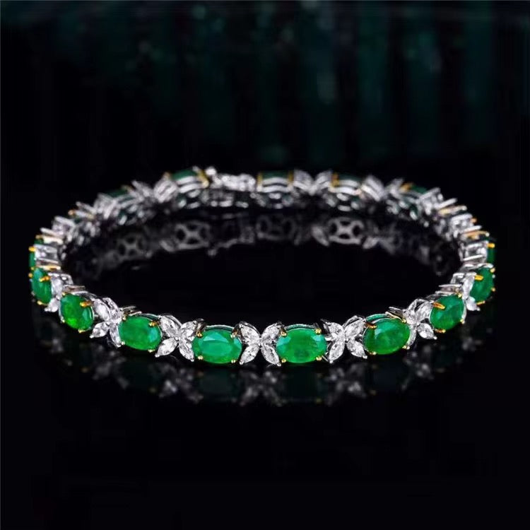 18k White Gold Emerald Gemstone Diamond Bracelet