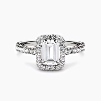18k White Gold Diamond Engagement Ring