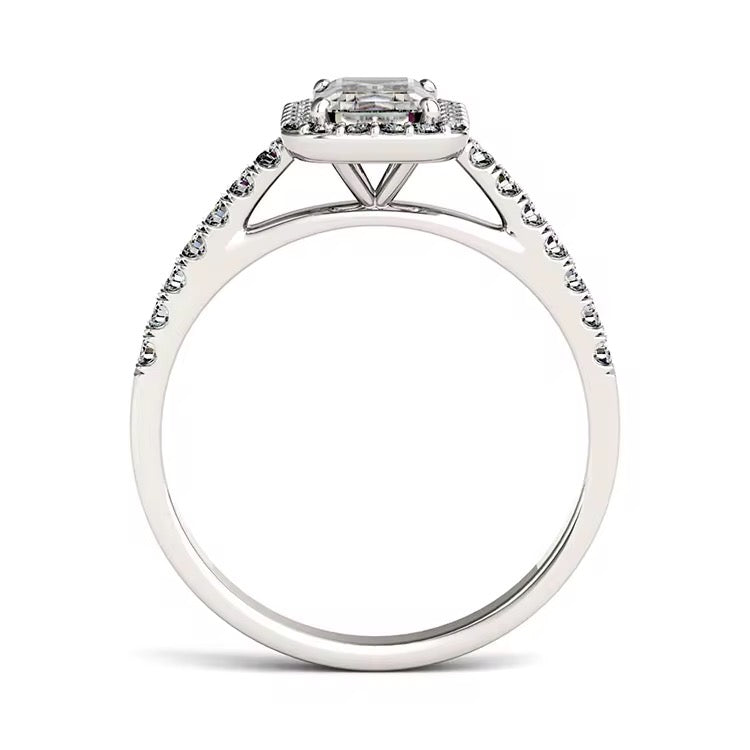 18k White Gold Diamond Engagement Ring