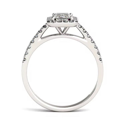 18k White Gold Diamond Engagement Ring