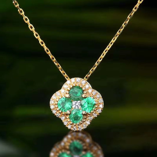 18k Yellow Gold Emerald Gemstone Clover Pendant Necklace